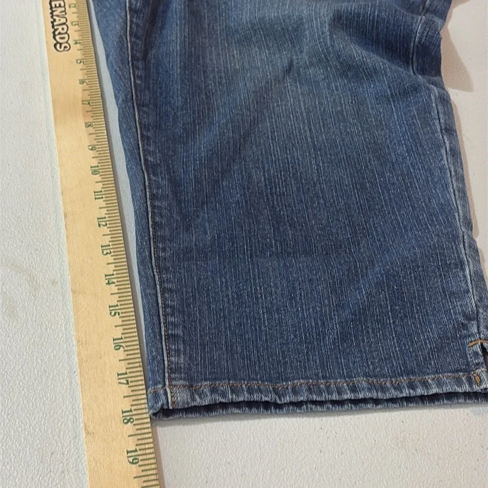 Lauren Jeans Co Ralph Lauren Relaxed Fit Capri Jeans Womens Size 12P Medium Wash